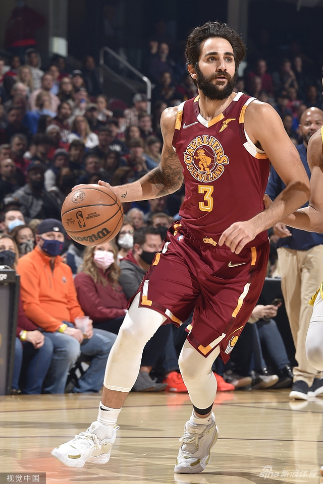 季中拥有更 季中拥有更